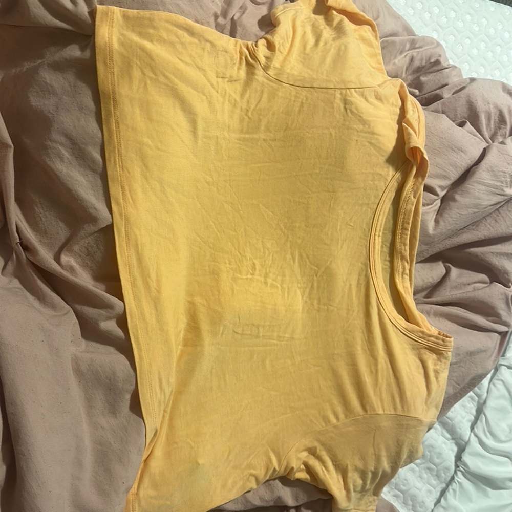 American Eagle crop top